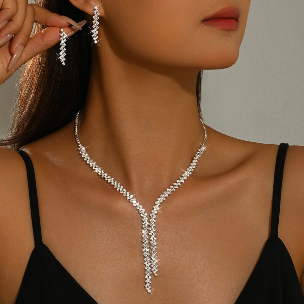 Women 2 Pcs Silver Tone Y Shape Tassel Rhinestone Jewelry Set,Necklace And Long Dangle Earrings,Glamorous Bridal Costume Accessories For Wedding Banquet Party Occasion