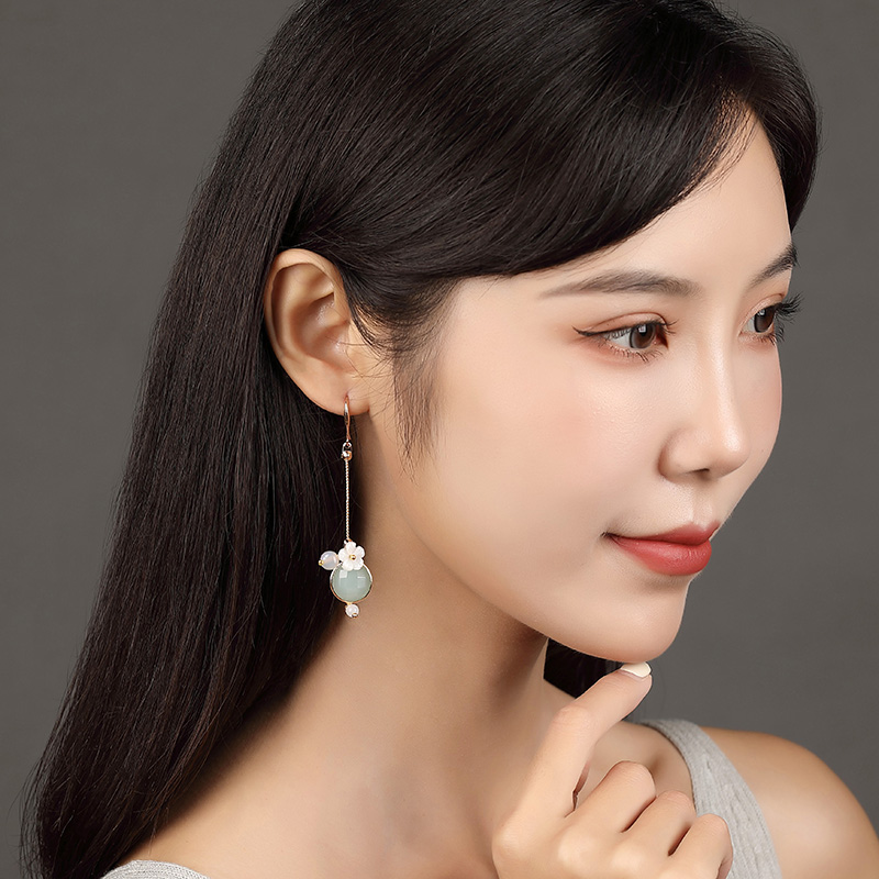 Antique Earrings With Cheongsam Retro Costume Chinese Style
